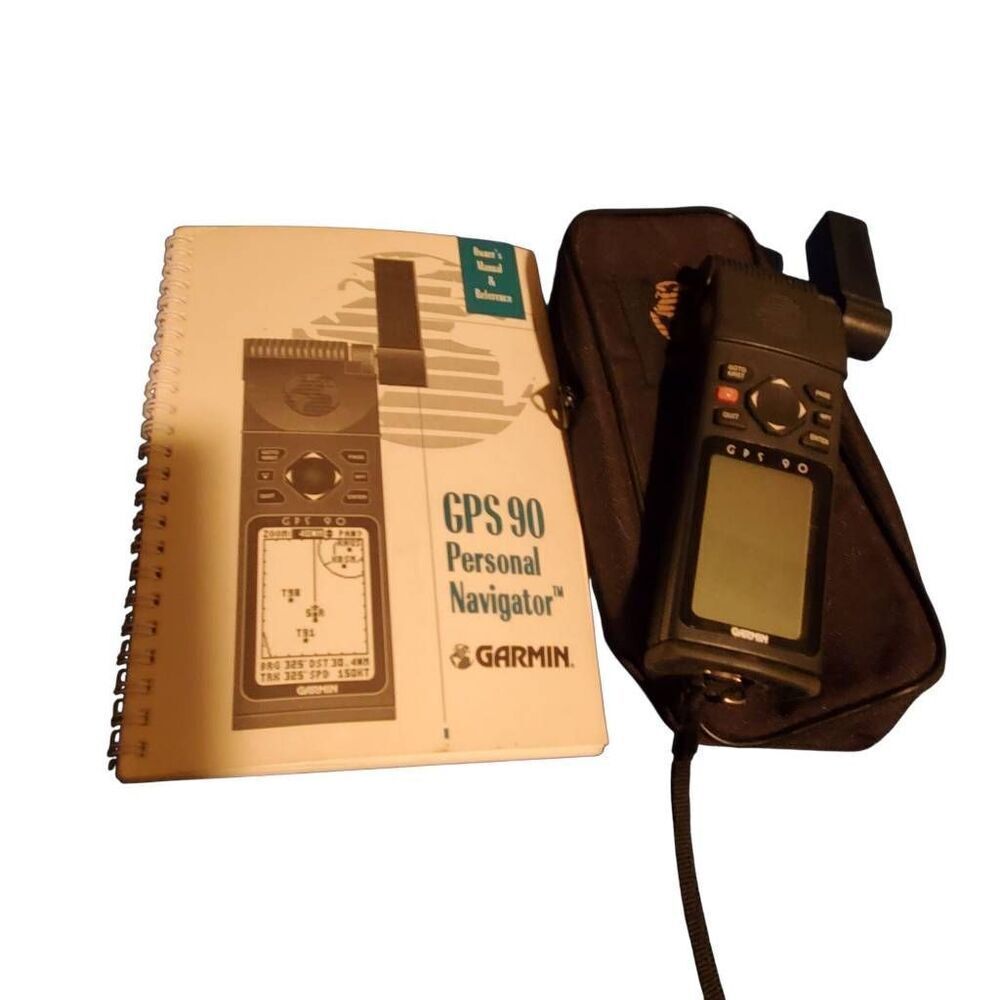 Vintage GARMIN GPS 90 Handheld Personal Navigator GPS SAT NAV Aviation database